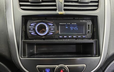 Hyundai Solaris II рестайлинг, 2016 год, 630 000 рублей, 14 фотография