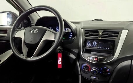 Hyundai Solaris II рестайлинг, 2016 год, 630 000 рублей, 9 фотография