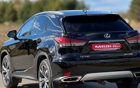 Lexus RX IV рестайлинг, 2022 год, 6 800 000 рублей, 2 фотография