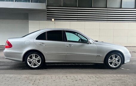 Mercedes-Benz E-Класс, 2007 год, 1 300 000 рублей, 12 фотография