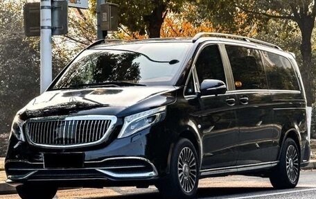 Mercedes-Benz V-Класс, 2021 год, 7 500 000 рублей, 2 фотография