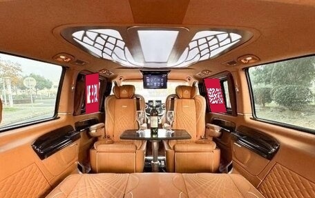 Mercedes-Benz V-Класс, 2021 год, 7 500 000 рублей, 6 фотография