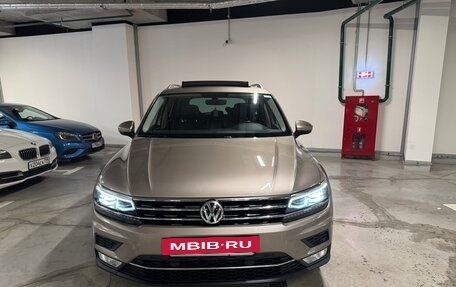 Volkswagen Tiguan II, 2017 год, 2 000 000 рублей, 3 фотография