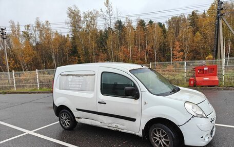 Renault Kangoo II рестайлинг, 2011 год, 500 000 рублей, 2 фотография