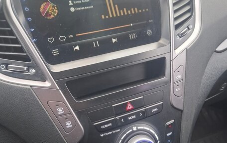 Hyundai Santa Fe III рестайлинг, 2012 год, 1 810 000 рублей, 2 фотография