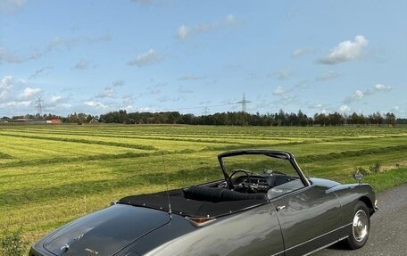 Citroen DS i рестайлинг 2, 1968 год, 22 000 000 рублей, 7 фотография