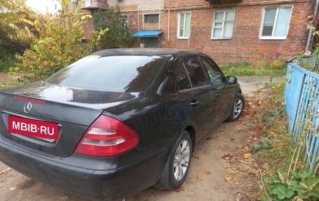 Mercedes-Benz E-Класс, 2004 год, 4 фотография