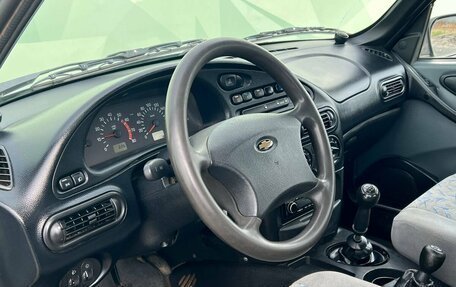 Chevrolet Niva I рестайлинг, 2003 год, 345 000 рублей, 9 фотография