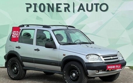 Chevrolet Niva I рестайлинг, 2003 год, 345 000 рублей, 3 фотография