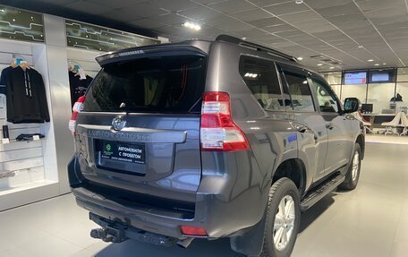 Toyota Land Cruiser Prado 150 рестайлинг 2, 2017 год, 3 950 000 рублей, 4 фотография