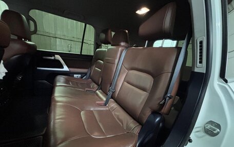 Toyota Land Cruiser 200, 2016 год, 6 500 000 рублей, 13 фотография