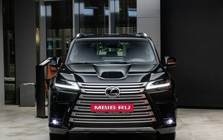 Lexus LX, 2024 год, 21 990 000 рублей, 3 фотография
