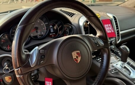 Porsche Cayenne III, 2011 год, 1 870 000 рублей, 10 фотография