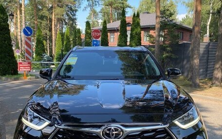 Toyota Highlander, 2025 год, 5 800 000 рублей, 2 фотография