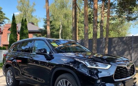 Toyota Highlander, 2025 год, 5 800 000 рублей, 3 фотография