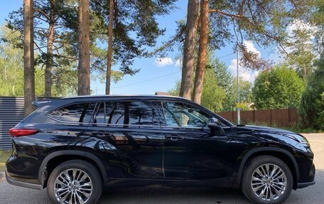 Toyota Highlander, 2025 год, 5 800 000 рублей, 4 фотография