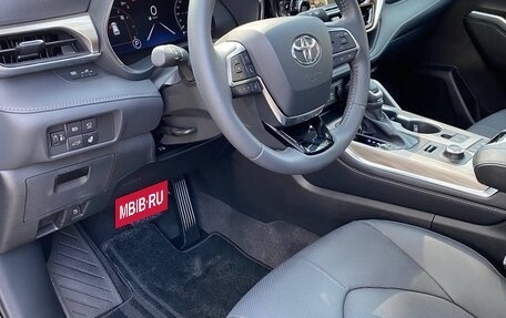 Toyota Highlander, 2025 год, 5 800 000 рублей, 14 фотография