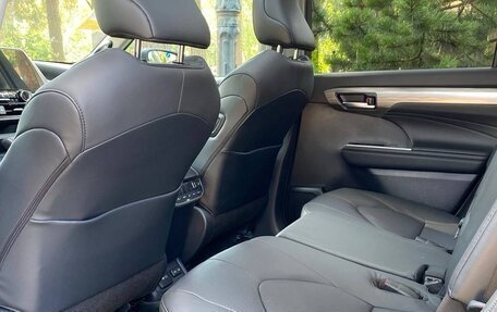 Toyota Highlander, 2025 год, 5 800 000 рублей, 18 фотография