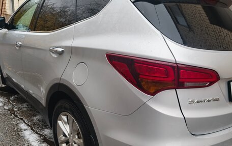 Hyundai Santa Fe III рестайлинг, 2017 год, 2 200 000 рублей, 4 фотография