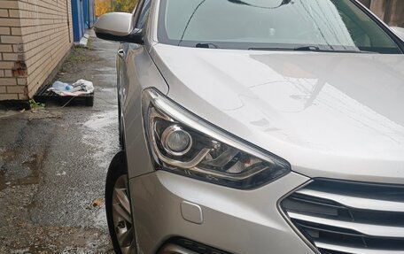 Hyundai Santa Fe III рестайлинг, 2017 год, 2 200 000 рублей, 6 фотография