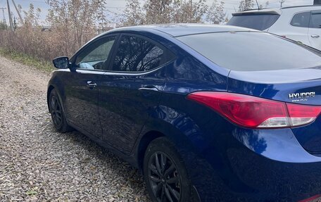 Hyundai Elantra V, 2011 год, 950 000 рублей, 4 фотография