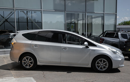 Toyota Prius Alpha I (ZVW40/41), 2011 год, 1 059 000 рублей, 6 фотография