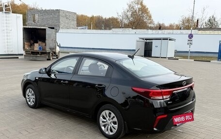 KIA Rio IV, 2017 год, 1 235 000 рублей, 3 фотография