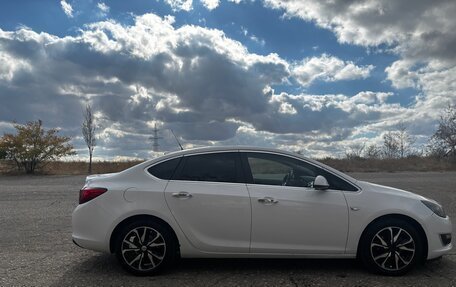 Opel Astra J, 2013 год, 799 000 рублей, 2 фотография