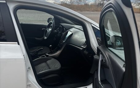 Opel Astra J, 2013 год, 799 000 рублей, 5 фотография