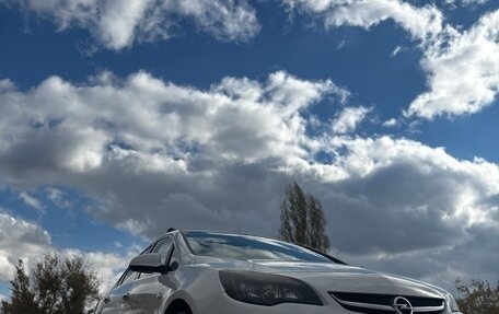 Opel Astra J, 2013 год, 799 000 рублей, 3 фотография
