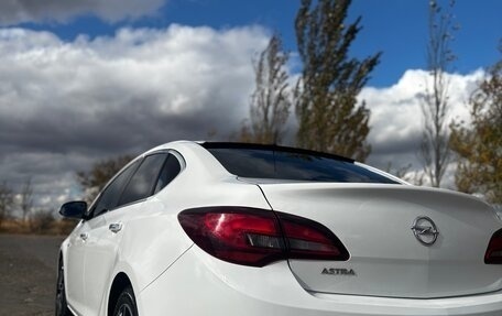 Opel Astra J, 2013 год, 799 000 рублей, 10 фотография