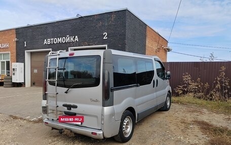 Renault Trafic, 2004 год, 850 000 рублей, 7 фотография
