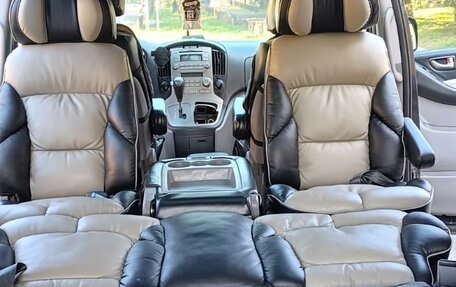 Hyundai Grand Starex Grand Starex I рестайлинг 2, 2011 год, 1 800 000 рублей, 13 фотография