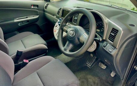 Toyota Wish II, 2003 год, 755 555 рублей, 5 фотография