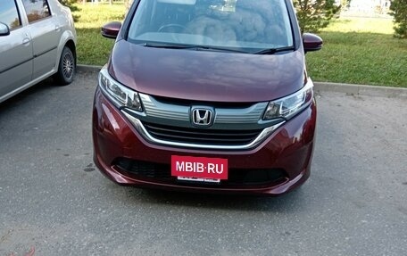 Honda Freed II, 2017 год, 1 700 000 рублей, 3 фотография