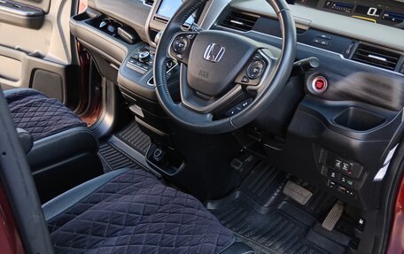 Honda Freed II, 2017 год, 1 700 000 рублей, 10 фотография