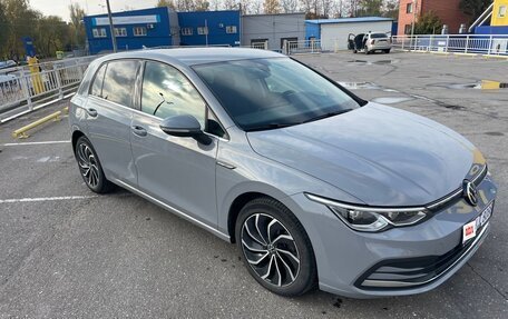 Volkswagen Golf VIII, 2020 год, 2 450 000 рублей, 2 фотография