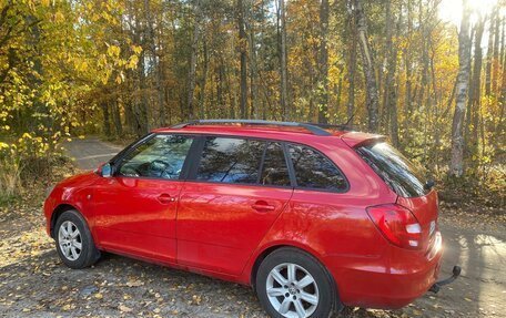 Skoda Fabia II, 2011 год, 550 000 рублей, 2 фотография