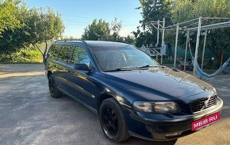 Volvo V70 III рестайлинг, 2003 год, 500 000 рублей, 4 фотография