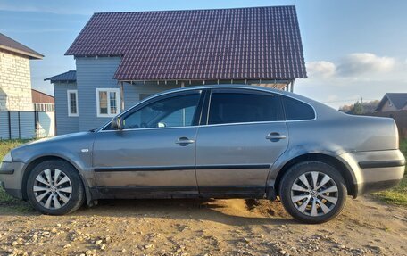 Volkswagen Passat B5+ рестайлинг, 2001 год, 370 000 рублей, 2 фотография