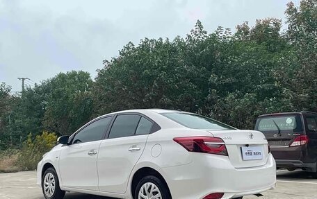 Toyota Vios III, 2023 год, 1 400 000 рублей, 4 фотография