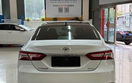 Toyota Camry, 2022 год, 2 950 000 рублей, 5 фотография