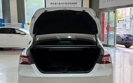 Toyota Camry, 2022 год, 2 950 000 рублей, 6 фотография