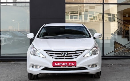 Hyundai Sonata VI, 2010 год, 1 130 000 рублей, 2 фотография