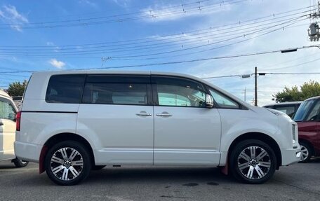 Mitsubishi Delica D:5 I, 2020 год, 2 708 000 рублей, 5 фотография