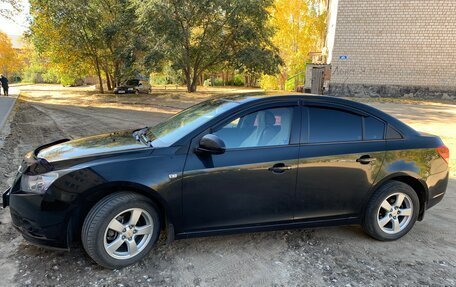 Chevrolet Cruze II, 2011 год, 910 000 рублей, 3 фотография