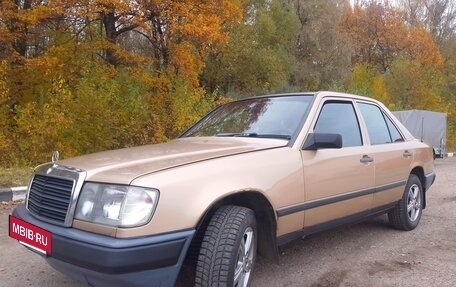 Mercedes-Benz E-Класс, 1992 год, 320 000 рублей, 5 фотография