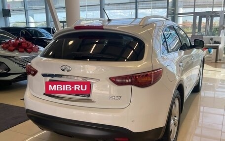 Infiniti FX II, 2011 год, 1 889 900 рублей, 6 фотография