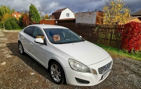 Volvo S60 III, 2011 год, 700 000 рублей, 2 фотография