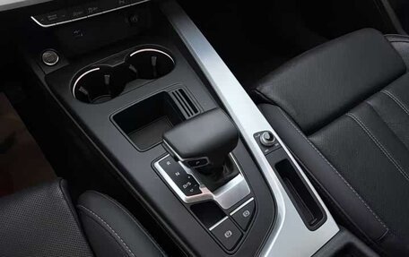 Audi A4, 2022 год, 2 828 008 рублей, 10 фотография